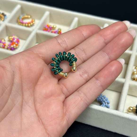 Green beaded ear cuff no piercing earring bold ear cuff wholesale handmade cuff - Picture 4 of 6